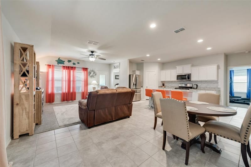705 Whitecomb Lane, Justin TX 76247 - Photo 9