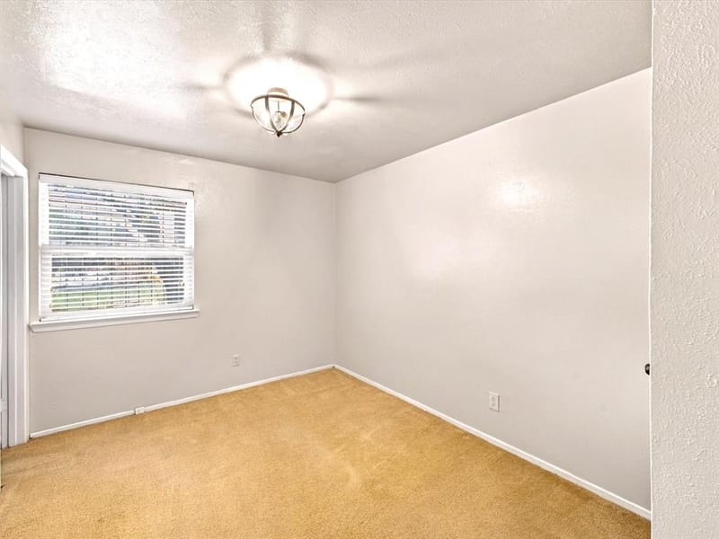 1041 Tuskegee Street, Grand Prairie TX 75051 - Photo 11