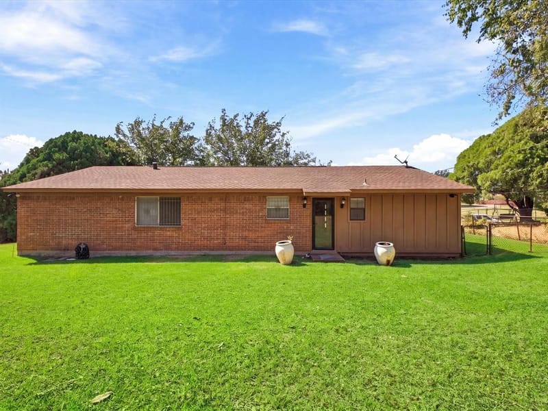 1041 Tuskegee Street, Grand Prairie TX 75051 - Photo 19