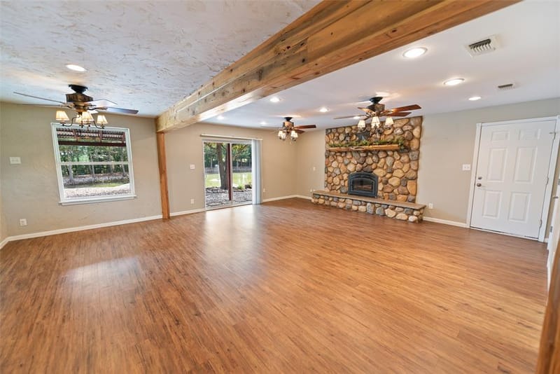 1562 SE County Road 4115, Mount Vernon TX 75457 - Photo 12