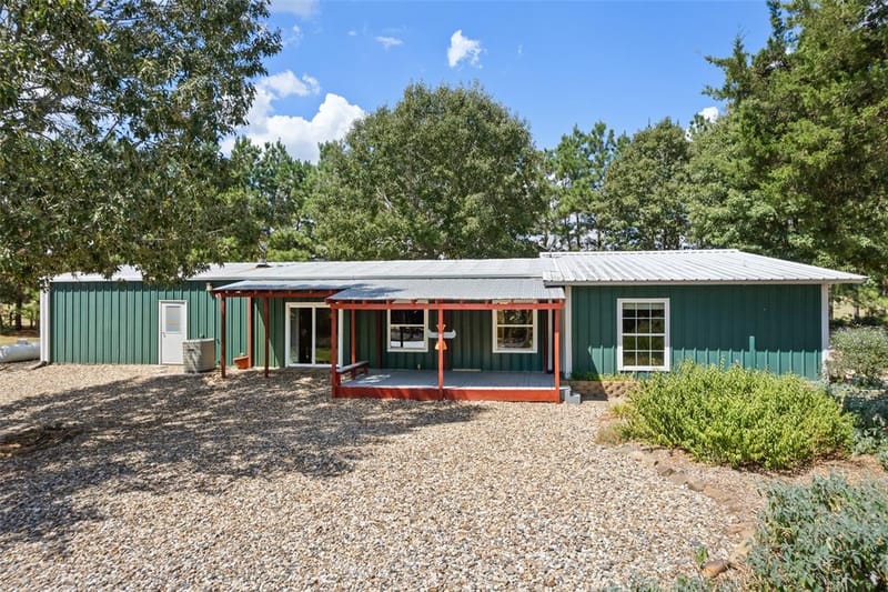 1562 SE County Road 4115, Mount Vernon TX 75457 - Photo 5