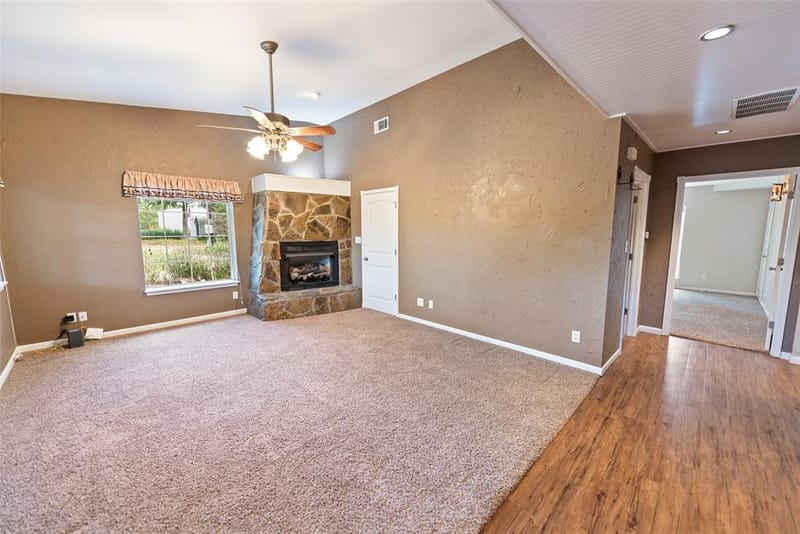 1562 SE County Road 4115, Mount Vernon TX 75457 - Photo 18