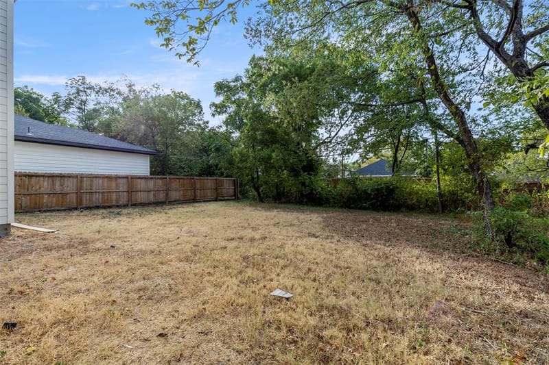 4311 Montie Street, Dallas TX 75210 - Photo 15
