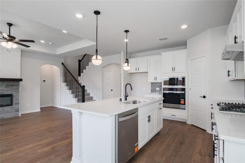 8717 Saratoga Street, Aubrey TX 76258 - Photo 6