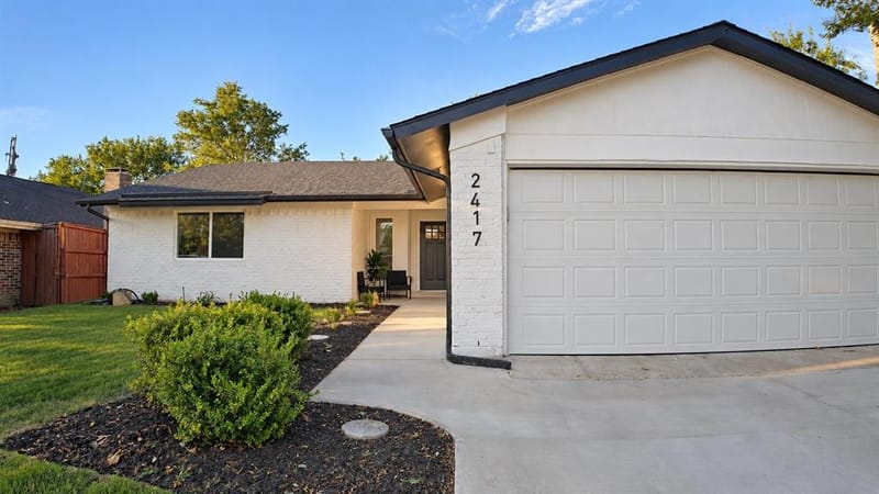 2417 Via Barcelona, Carrollton TX 75006 - Photo 2