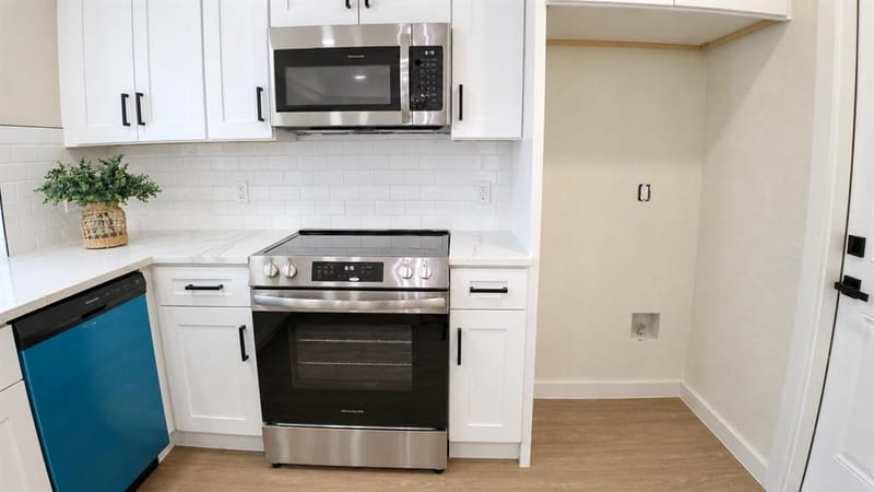 2417 Via Barcelona, Carrollton TX 75006 - Photo 8