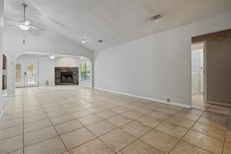 121 N Willow Street, Mansfield TX 76063 - Photo 10