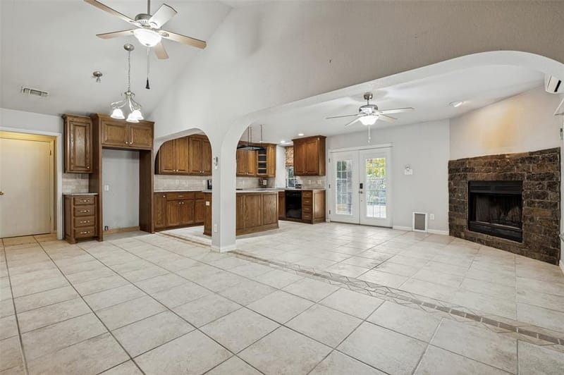 121 N Willow Street, Mansfield TX 76063 - Photo 18