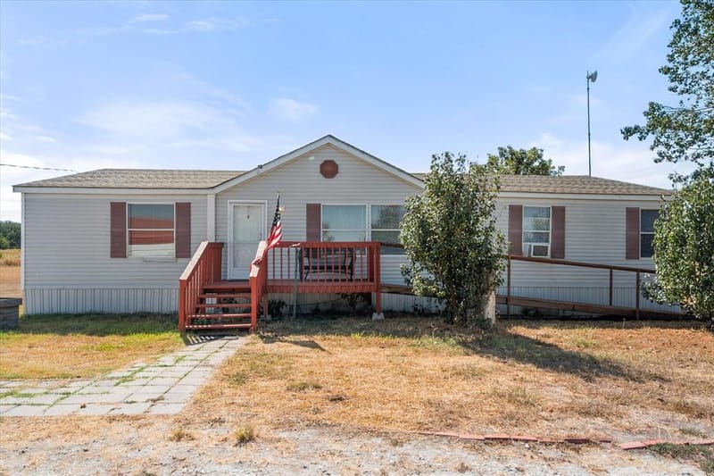 14181 Fm 639, Barry TX 75102