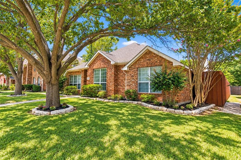 9510 Prestmont Place, Frisco TX 75035 - Photo 2