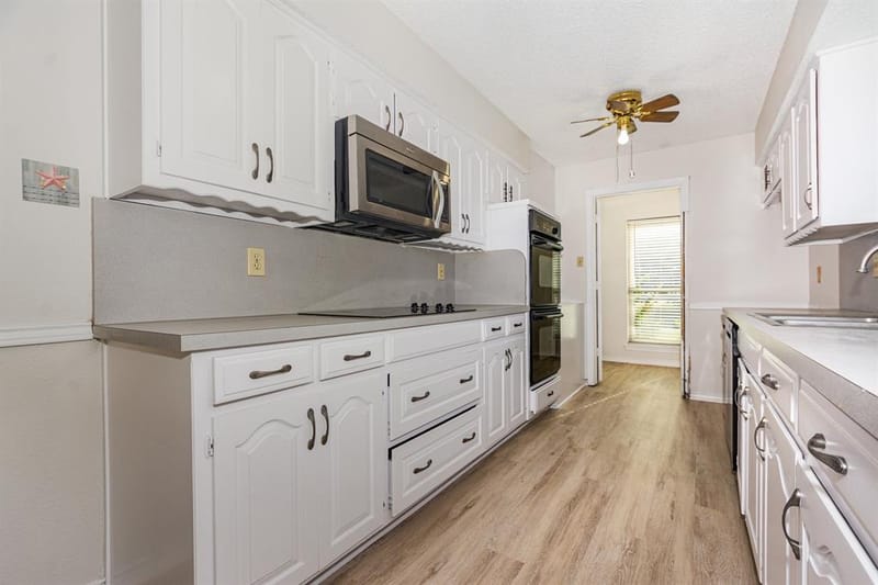 586 Abilene Drive, Lewisville TX 75067 - Photo 16