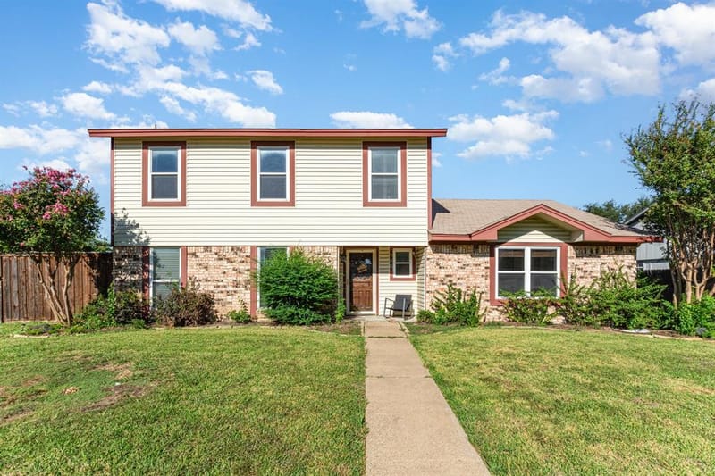 586 Abilene Drive, Lewisville TX 75067 - Photo 7