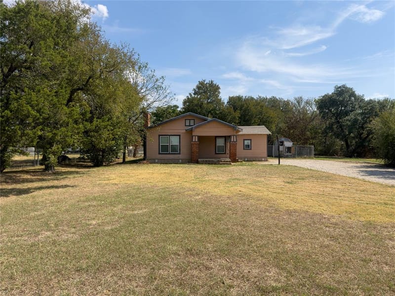 3304 Fm 1821, Mineral Wells TX 76067