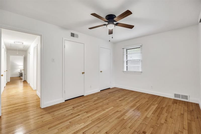 10215 Vinemont Street, Dallas TX 75218 - Photo 26