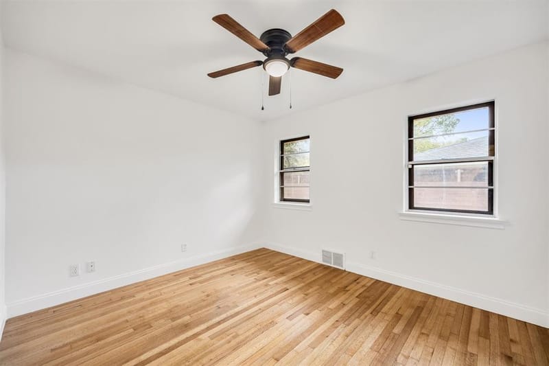 10215 Vinemont Street, Dallas TX 75218 - Photo 25