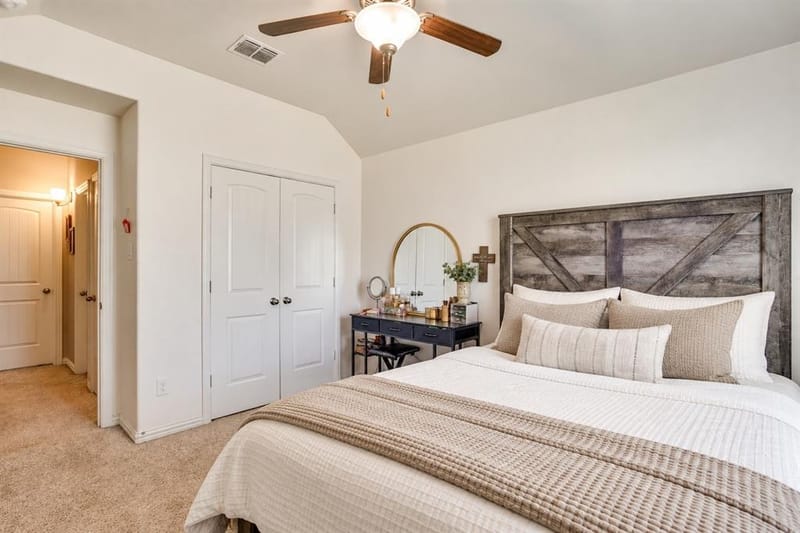 881 Oarlock Drive, Crowley TX 76036 - Photo 27