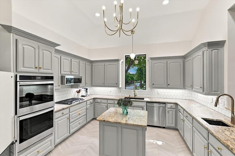 700 Glen Abbey Drive, Mansfield TX 76063 - Photo 8