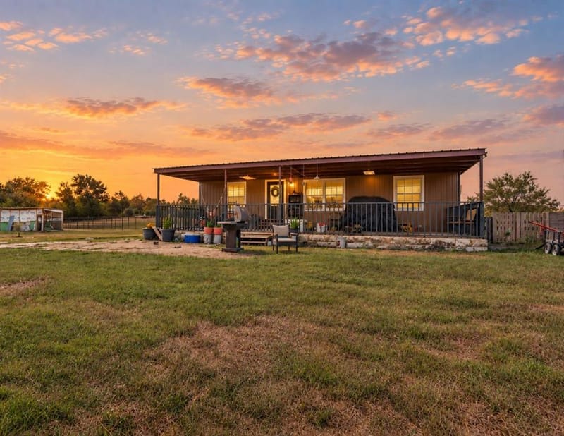 266 Fcr 1031, Wortham TX 76693