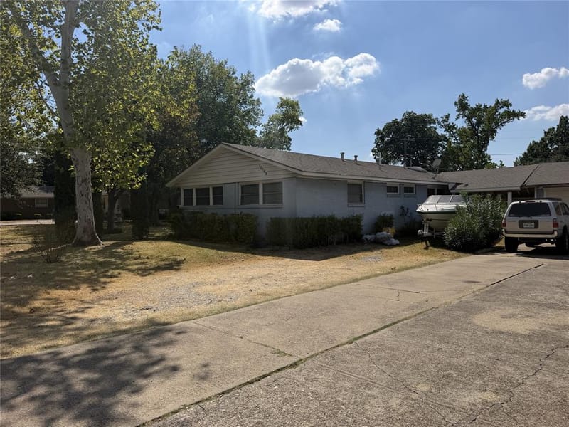 10149 Marsh Lane, Dallas TX 75229 - Photo 4