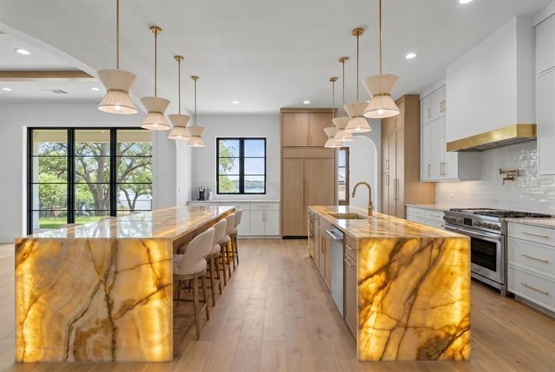 11044 Windjammer Drive, Frisco TX 75036 - Photo 2