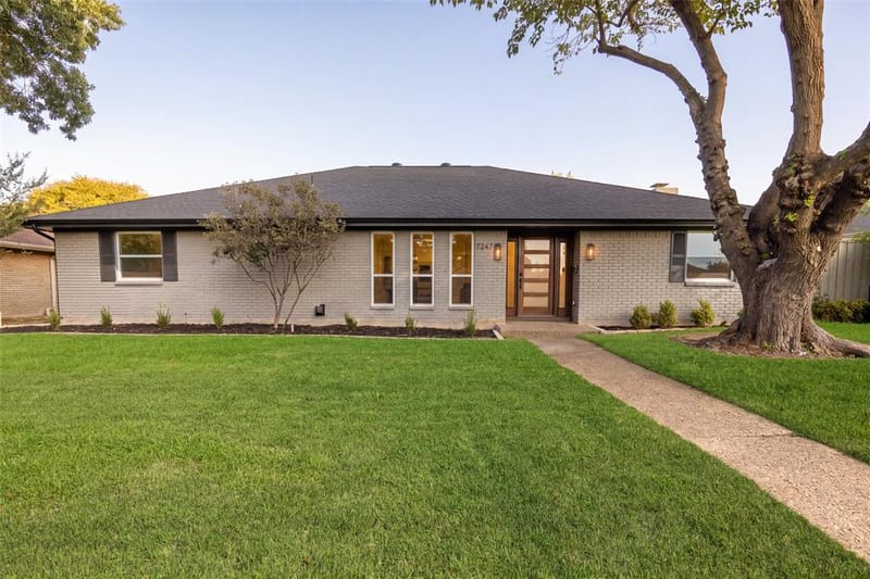 7247 La Sobrina Drive, Dallas TX 75248