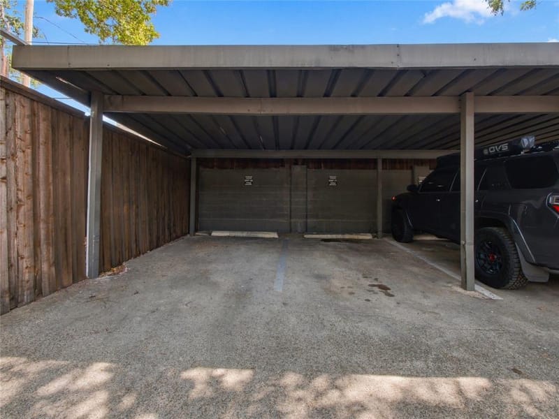 4414 Buena Vista Street # 17, Dallas TX 75205 - Photo 23