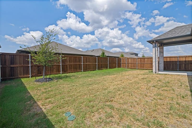 2223 Liberty Crossing Avenue, Royse City TX 75189 - Photo 24