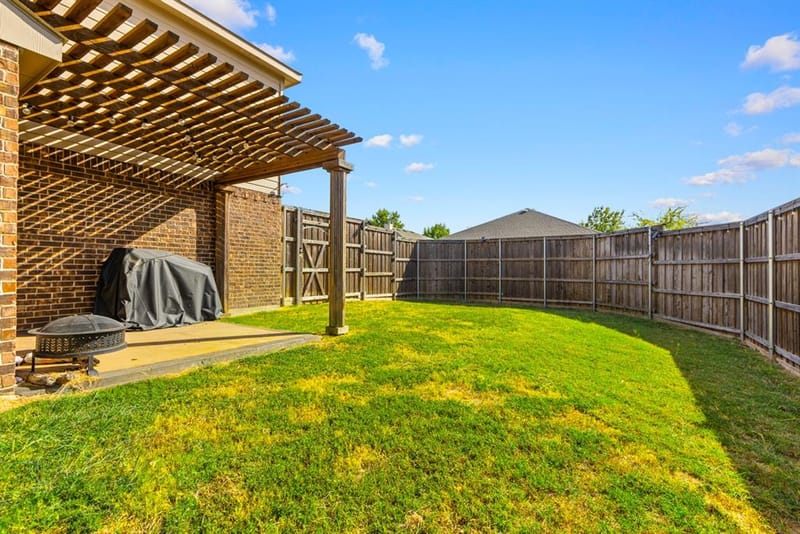 1734 Pioneer Way, Lancaster TX 75146 - Photo 16
