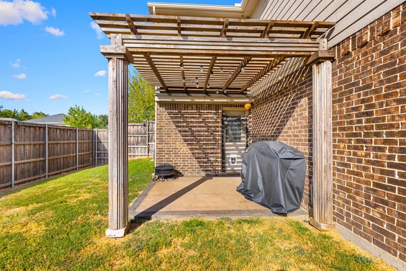 1734 Pioneer Way, Lancaster TX 75146 - Photo 14