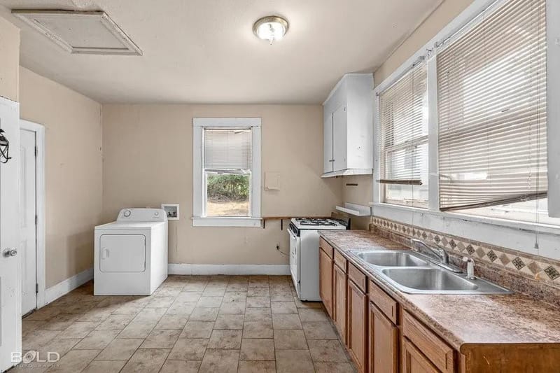 315 Robinson Place, Shreveport LA 71104 - Photo 9