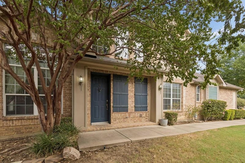 4145 Cobblestone Drive, Carrollton TX 75007