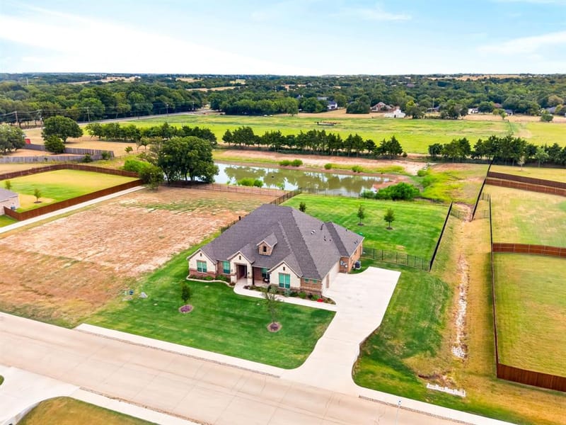 134 Hollingsworth Lane, Glenn Heights TX 75154 - Photo 4