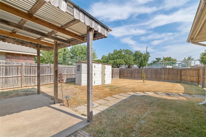 1418 Paris Drive, Garland TX 75040 - Photo 27