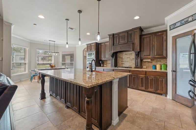2533 Lime Court, Burleson TX 76028 - Photo 24