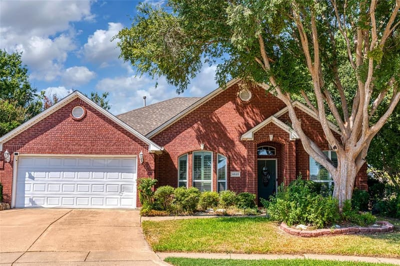 5829 Echo Bluff Drive, Haltom City TX 76137