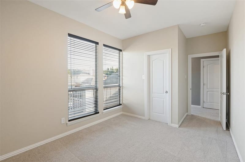 1827 Auburn Drive, Carrollton TX 75007 - Photo 36