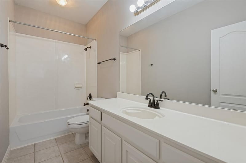 1827 Auburn Drive, Carrollton TX 75007 - Photo 24