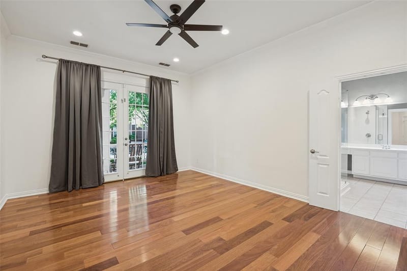 1827 Auburn Drive, Carrollton TX 75007 - Photo 15