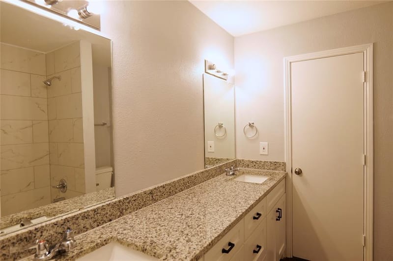 7137 Hunnicut Road, Dallas TX 75227 - Photo 16