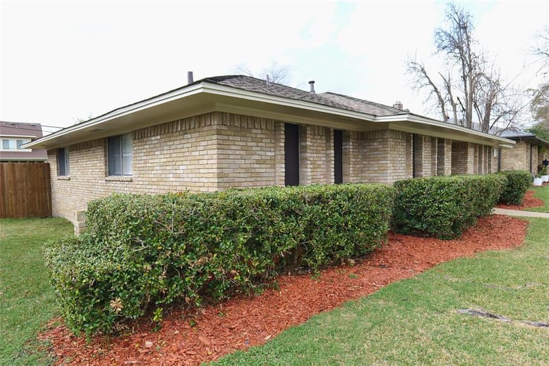 7137 Hunnicut Road, Dallas TX 75227 - Photo 3