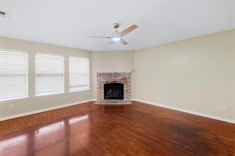 5666 Hunters Bend Lane, Dallas TX 75249 - Photo 6