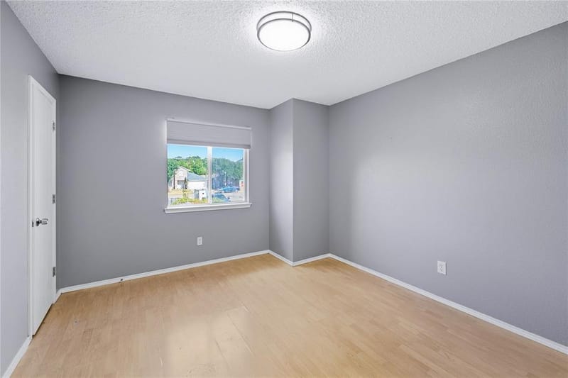 5666 Hunters Bend Lane, Dallas TX 75249 - Photo 19