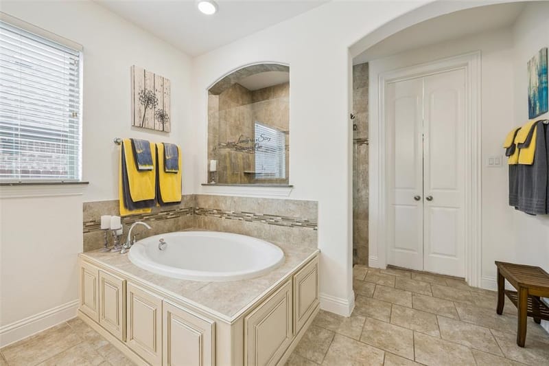 15012 Lions Back Cove, Fort Worth TX 76262 - Photo 22