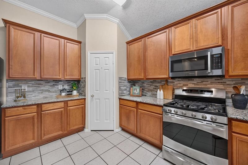 2611 Country Grove Trail, Mansfield TX 76063 - Photo 10