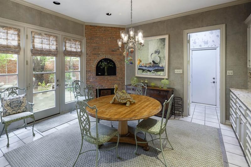 7724 Glen Albens Circle, Dallas TX 75225 - Photo 12