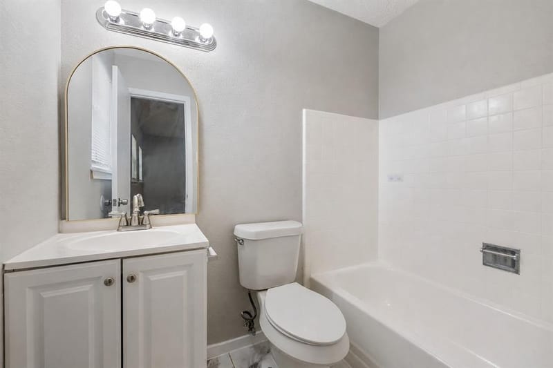 66 W Mountain Creek Drive, Grand Prairie TX 75052 - Photo 10