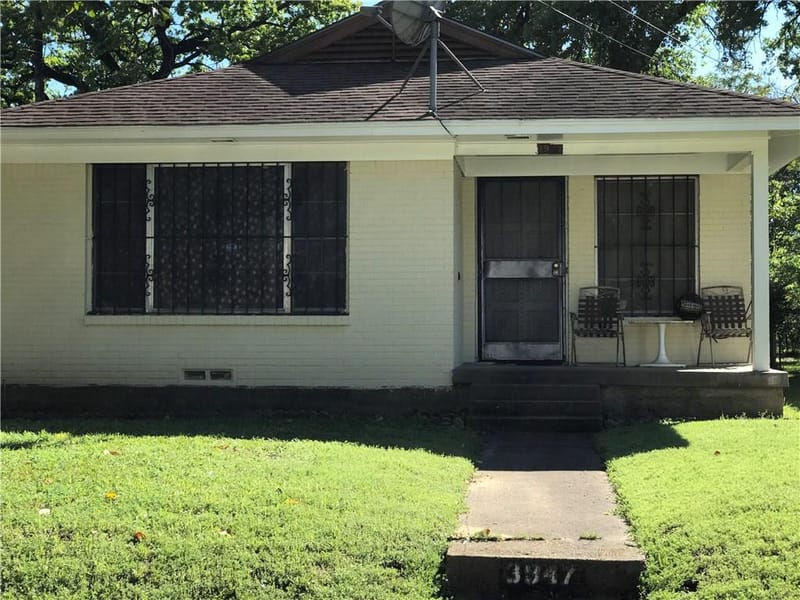 3947 Kynard Street, Dallas TX 75215 - Photo 3