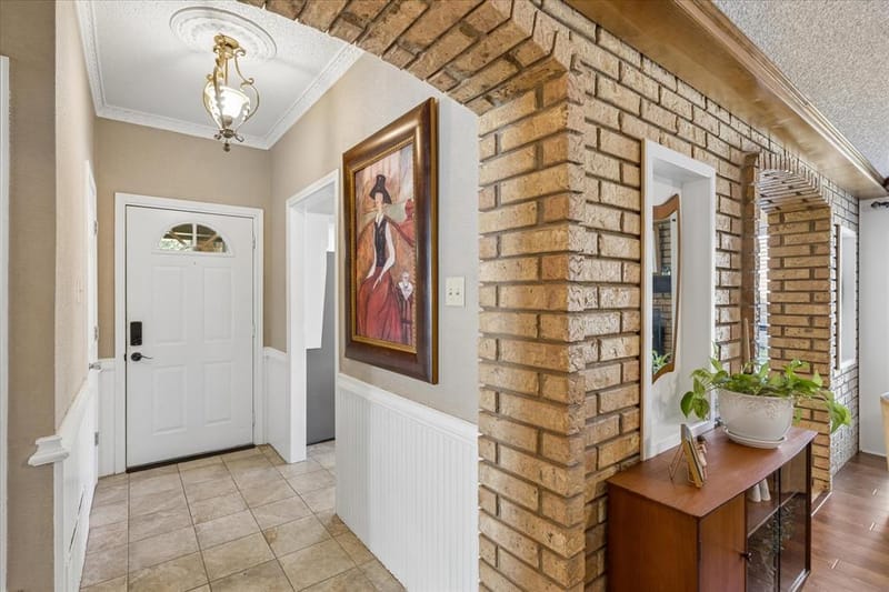 200 Marseille Drive, Hurst TX 76054 - Photo 5