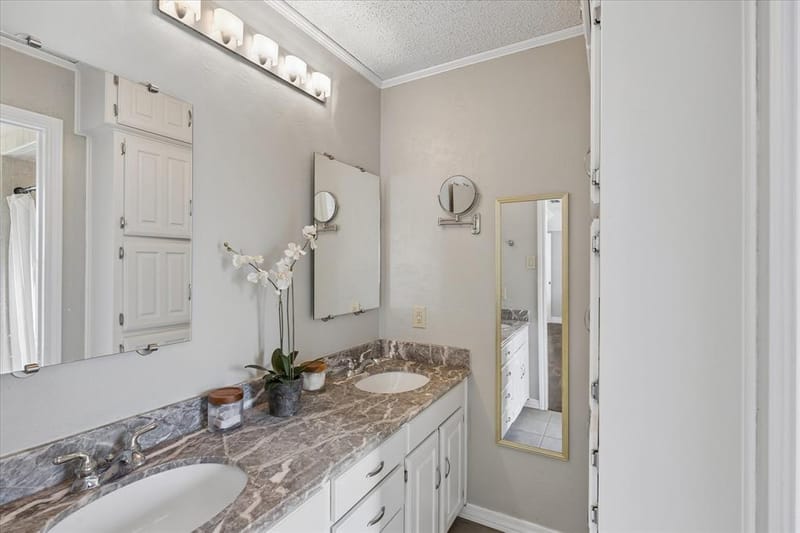200 Marseille Drive, Hurst TX 76054 - Photo 21