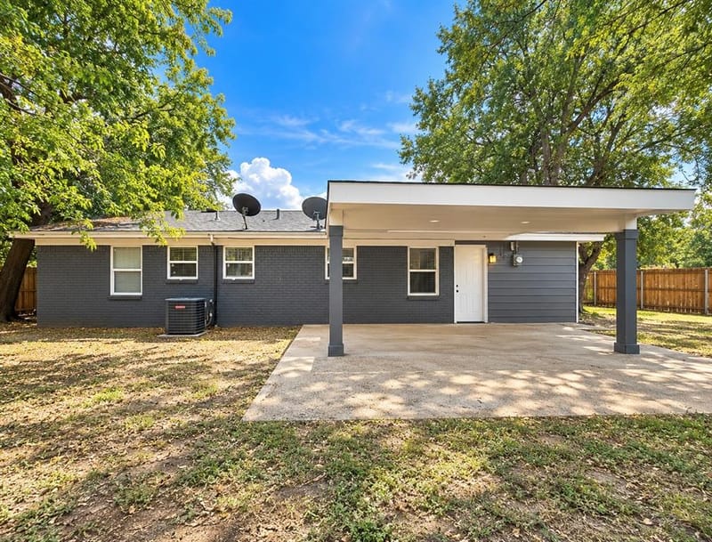 819 N Cooper Street, Arlington TX 76011 - Photo 16